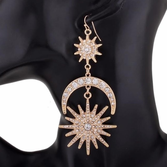 SUN, STAR & MOON EARRINGS - Picture 7 of 7
